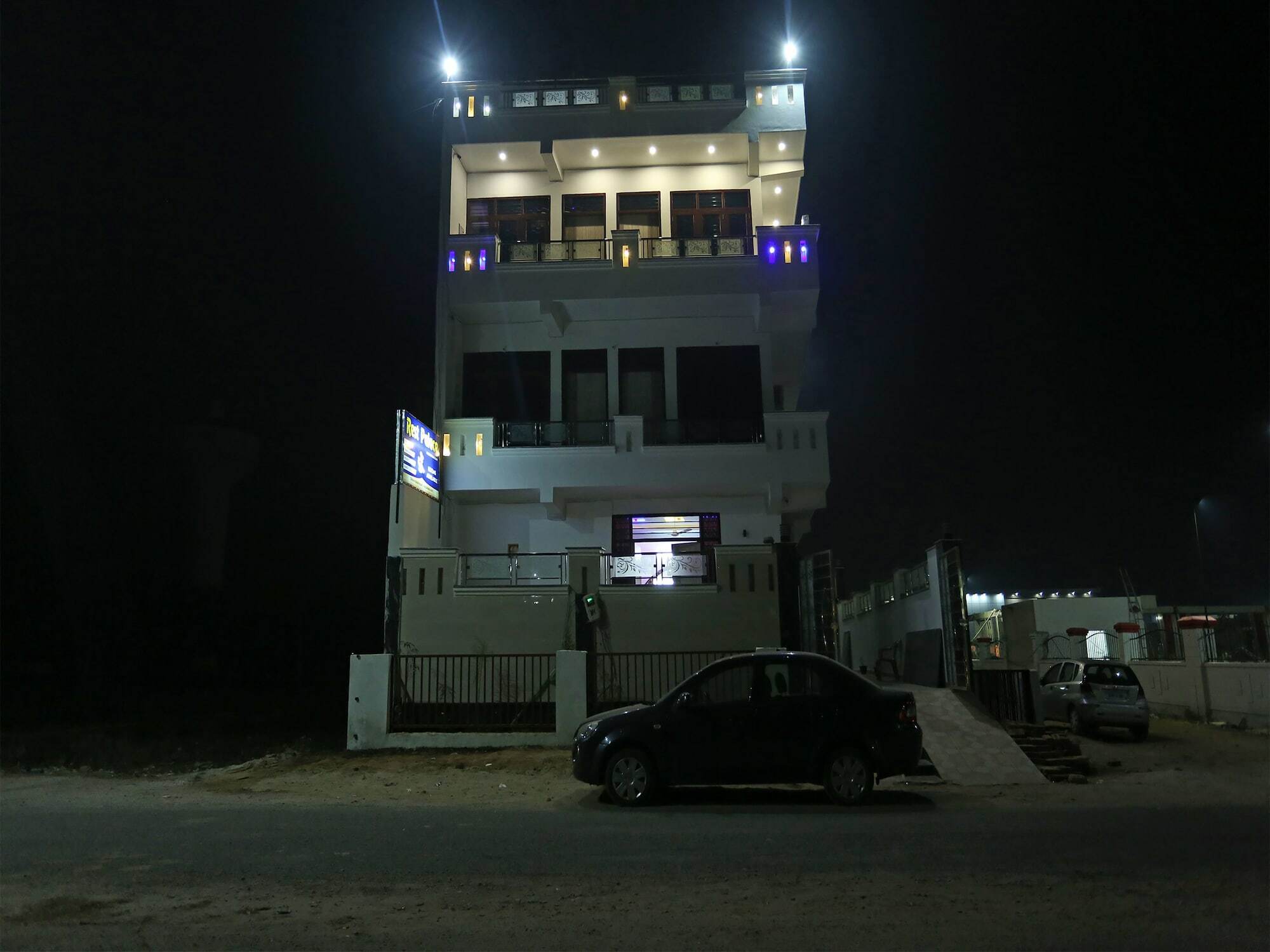 Hotel Rest Palace Агра Экстерьер фото