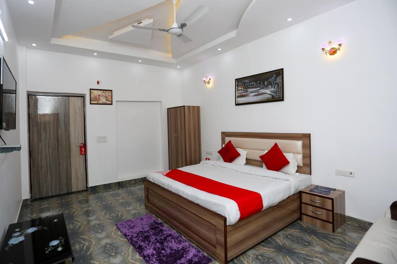 Hotel Rest Palace Агра Экстерьер фото